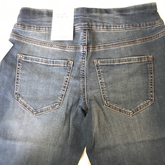 CROFT & BARROW Mid Rise Bermuda Shorts Medium Wash Jean Shorts Women’s Size 4 - Picture 4 of 16